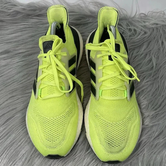 Adidas UltraBoost 22 Mens Size 11.5 Solar Yellow Black Athletic Running Sneakers - Picture 4 of 10